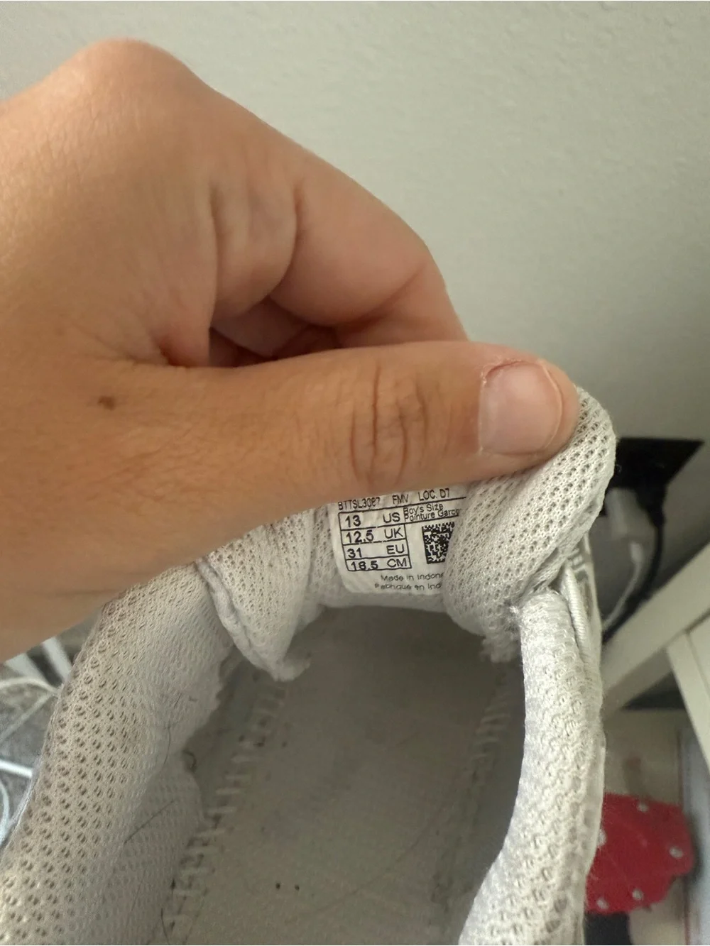 New Balance Little Kids 740 Casual Sneakers feature a mesh upper